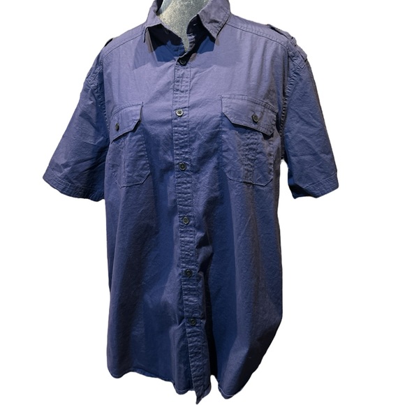 Free Planet Other - Free Planet cotton spandex military style casual button down